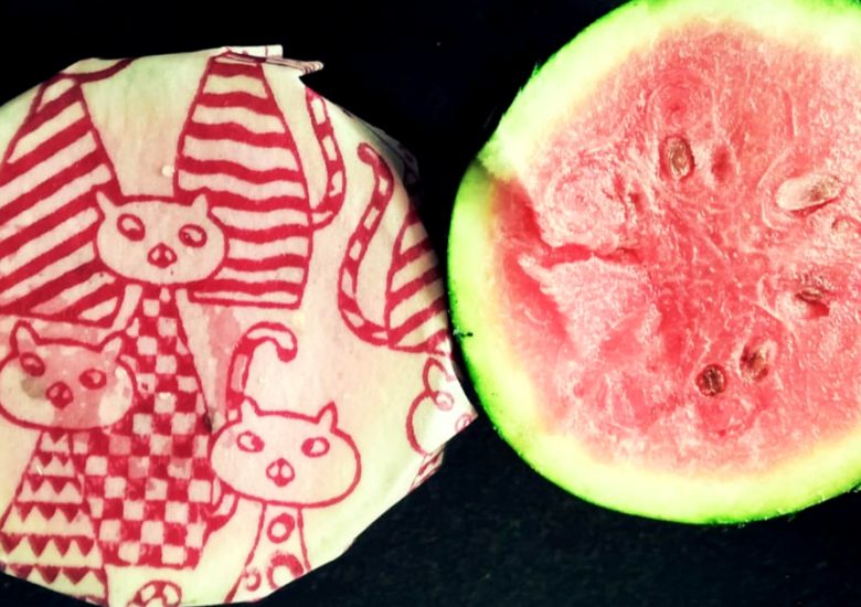 This reusable cling wrap keeps your fruits and veggies fresh, and it is plastic-free!