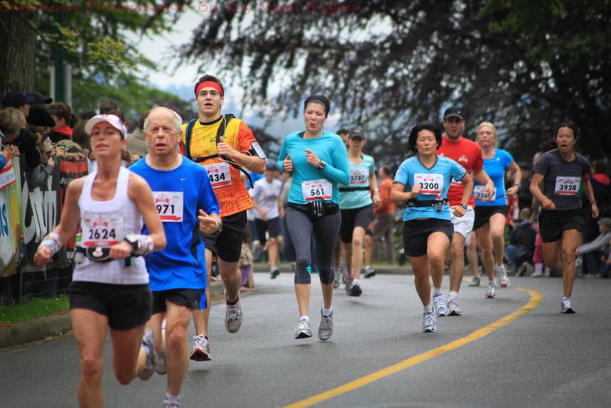 Runners participating in London half marathon banned from using single-use plastic bottles