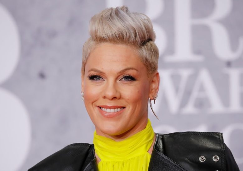 Pink donates $500,000 to Australian fire services