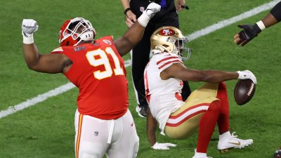 Derrick Nnadi of the Kansas City Chiefs celebrated win by picking up adoption fees at local shelter